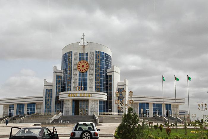 Turkmenistan — Turkmen Architecture