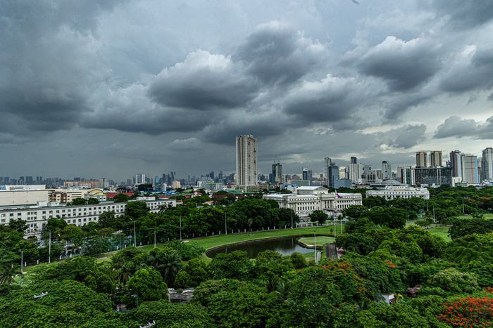 Philippines — Chinatown and Intramuros
