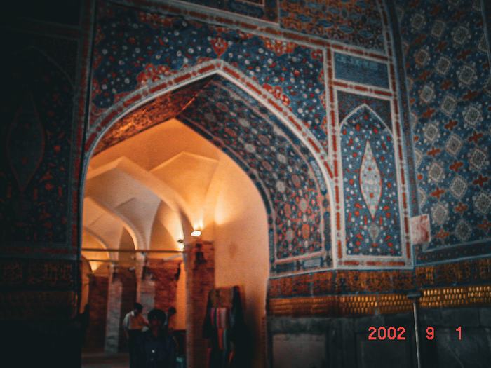 Uzbekistan — Samarkand 2001