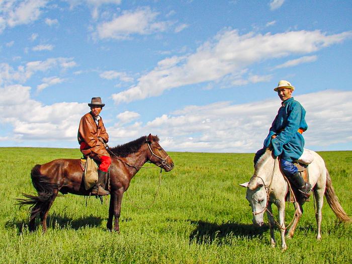 Mongolia — Life in Ger